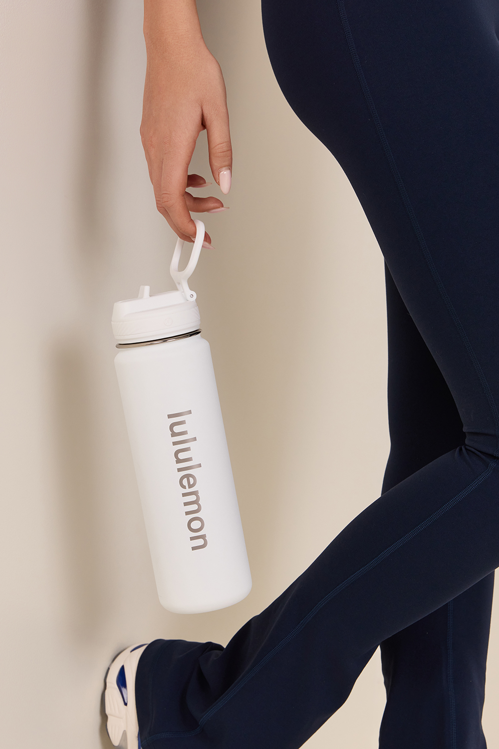 תמונת כל הלוק של Back to Life Sport Bottle Straw Lid 24oz